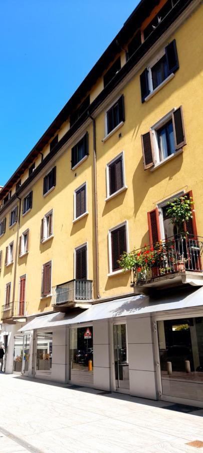 Flat In Milano, Porta Romana Eksteriør billede